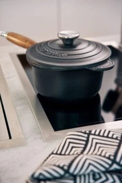 Le Creuset Signature Sauce Pan Wooden Handle -Robens Sales Store 21139180000460 LS 00004 1280x1280