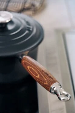 Le Creuset Signature Sauce Pan Wooden Handle -Robens Sales Store 21139180000460 LS 00009 1280x1280