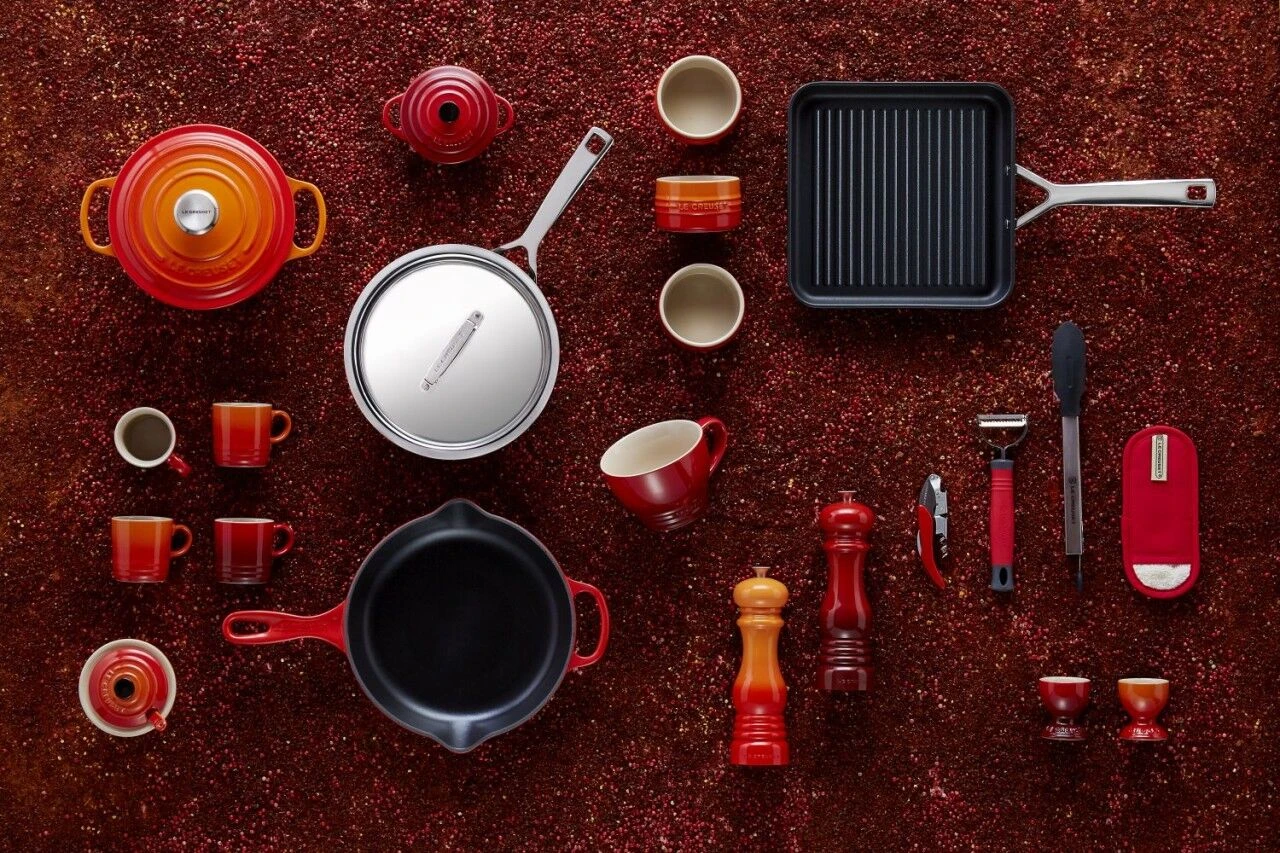 Le Creuset Classic Stainless Steel Nonstick Saute Pan With Lid - Image 4