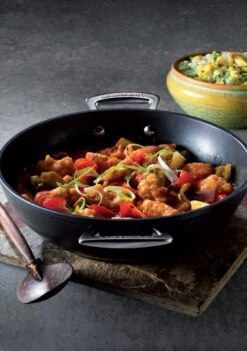 Le Creuset Toughened Nonstick Wok -Robens Sales Store 51105320010502 LS00002 1280x1280