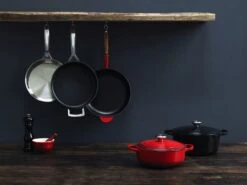 Le Creuset Toughened Nonstick Saute Pan -Robens Sales Store 96002000140000 91003400060000 21178270602430 21177240000430 20058280600460 96600226000100 51110260010202 LS00001 1280x1280